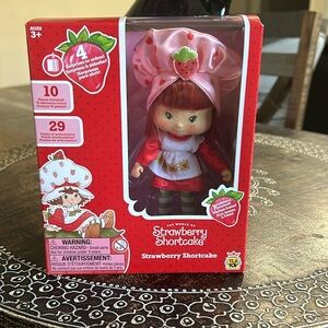 New in box Strawberry Shortcake doll! 🍓🍓 🍓